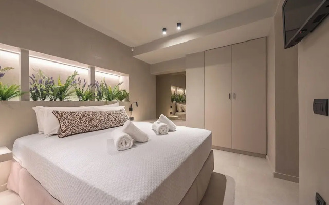 Apollonos 28 Luxury Suites