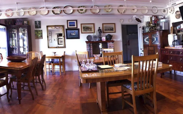 Anchors Aweigh Bed & Breakfast