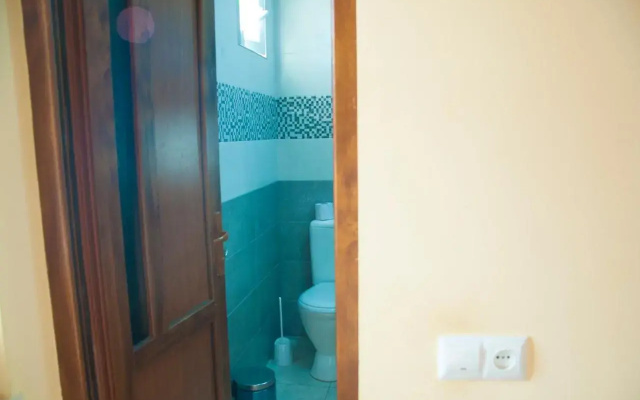 Azhdahak Guest House B&B-20km from Yerevan