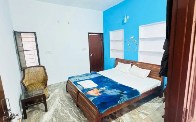 Suri Guest House