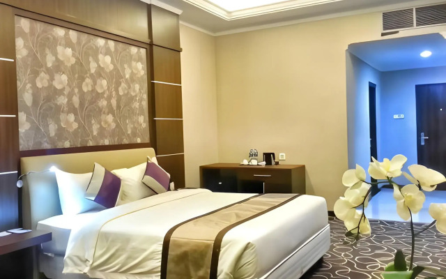 Adhiwangsa Hotel & Convention Hall