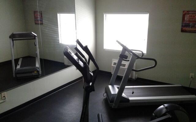 Rodeway Inn & Suites