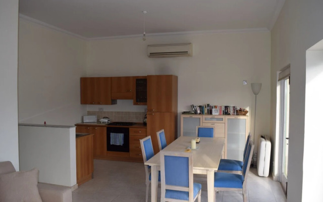 Senglea Seafront Apartment