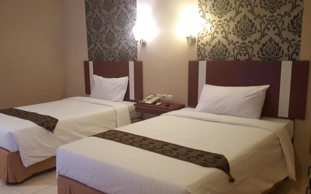 Hotel Trisula By OYO