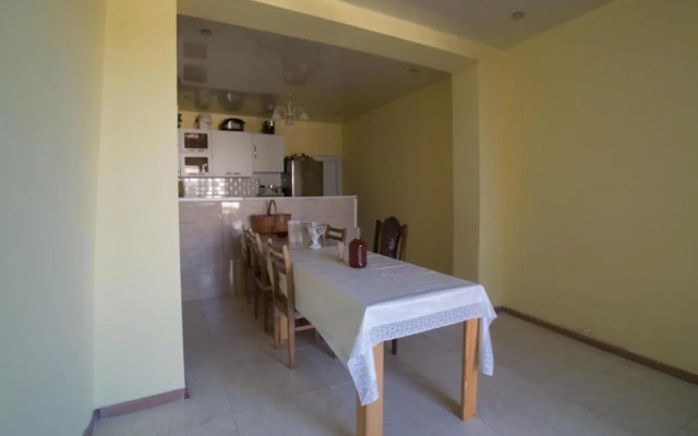 Guest house Na Avaliani