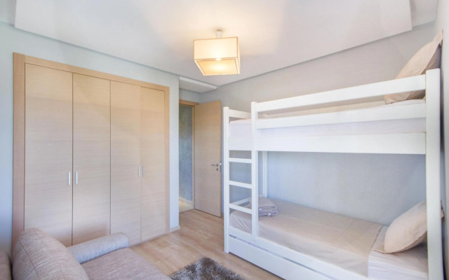 Luxe & Privilège - Prestigia Topaze