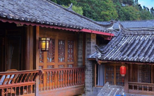 Floral Hotel ·Qu'an Hefeng Light Luxury Holiday hotel (Sifang Street) – Outside – Lijiang