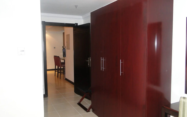 Ewan Ajman Suites Hotel