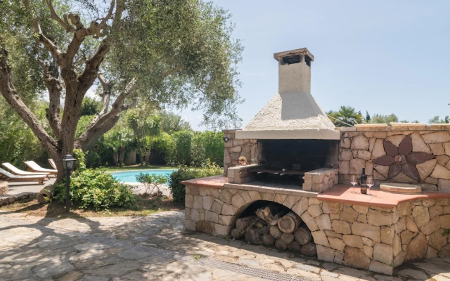 Dimora Patrizia With Pool