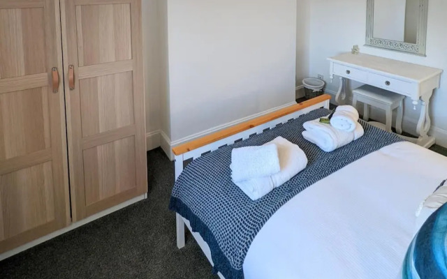 Woodbine Retreat, A Remarkable 3 Bedroom House