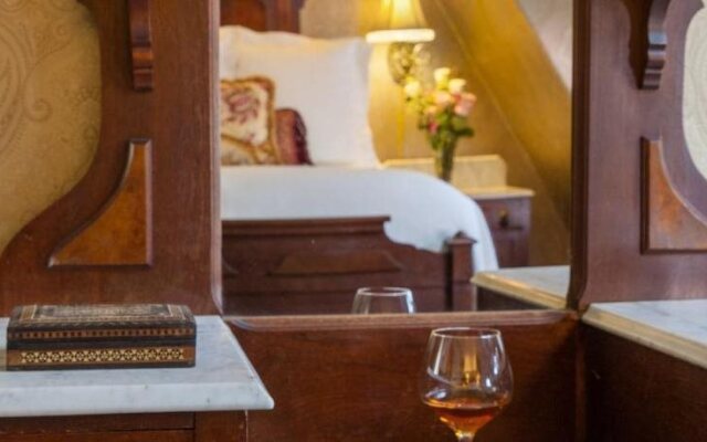 The Village Inn of Woodstock