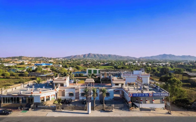The Royal Paradise Resort and Salt Yard