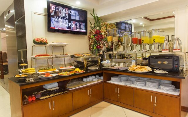 Golden Lotus Legend Hotel