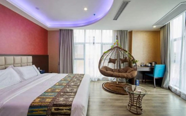 Holiday Inn Bali, Rongxian