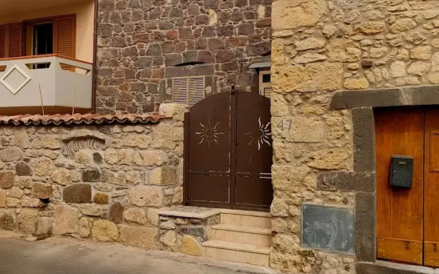 Favisi Rooms