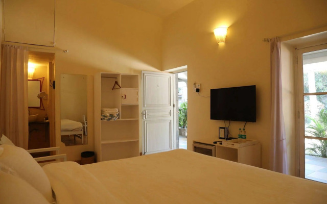 Shantie Shakthi Vagator Resort with Swimming Pool