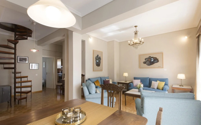 Amazing Two Storey Apartment - Thissio