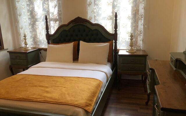 White Garden Hotel