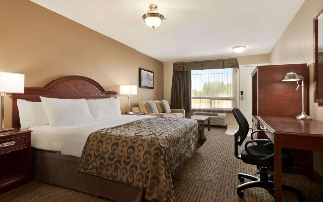 SureStay Plus Hotel by Best Western Drumheller