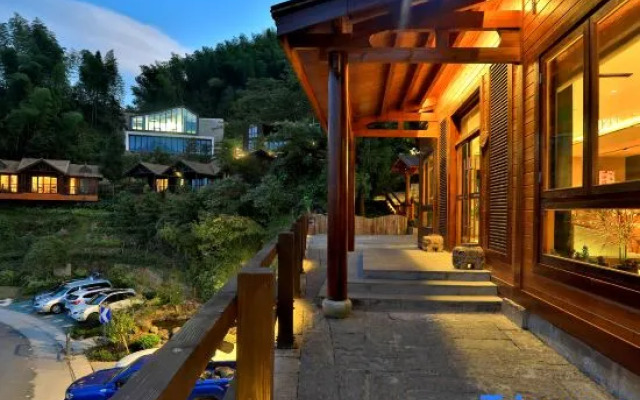 Yunyi's Courtyard Villa (Yunhe Terraced Field Scenic Area Store)