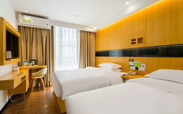 Vatica Xuzhou High Speed Railway Station Hotel