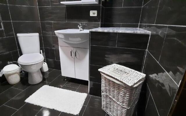Apartament Clara Permet