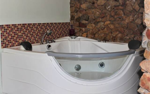 Olive Garden Country Lodge