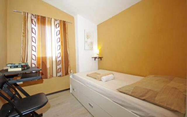 Downtown Residence Apartment