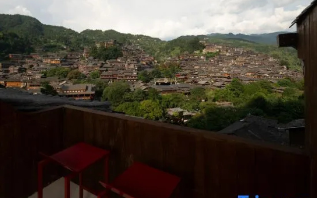 Thousands of Miles · Valtemon High Altitude Beauty Field Homestay