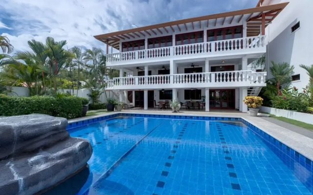 Charming Garden View Apt in Exclusive Community