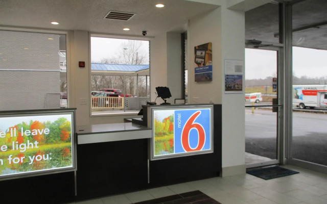 Motel 6 Chilhowie, VA  I-81