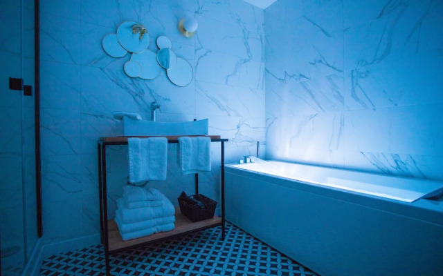 Luxury Apartment in Disneyland