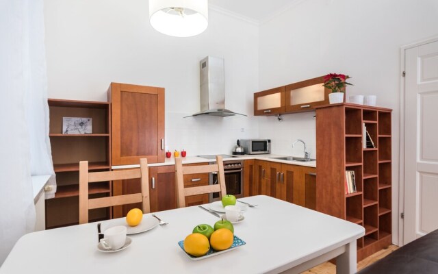 WS Old Town Apartments