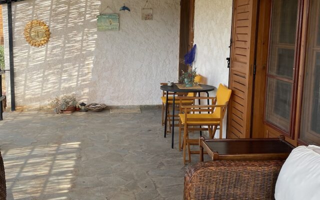 Cosy Calm Cottage in Olive Trees With sea View