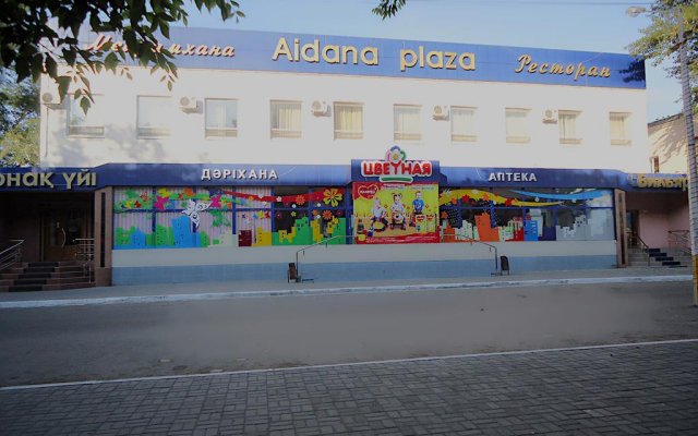 Aidana Plaza