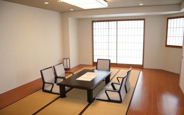Izumigo, AMBIENT Izu-Kogen Condominium