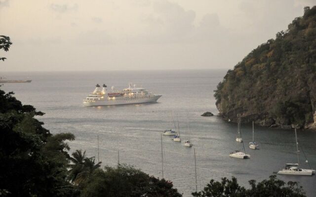 Marigot Palms Luxury Caribbean Guesthouse and Apartment Suites