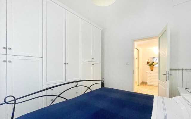 Beautiful Home in Castro With 2 Bedrooms