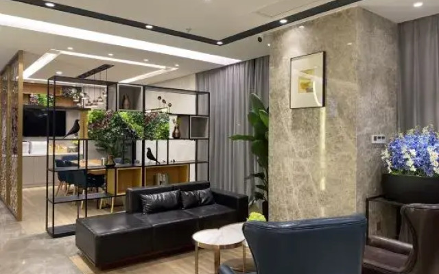Homeinn Selected Hotel (Chengdu East Railway Station Huaishudian Subway Station)