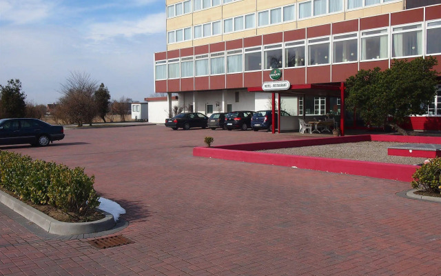 FF&E Hotel Dania
