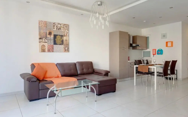 Modern Apartment in the Heart of St Julian's