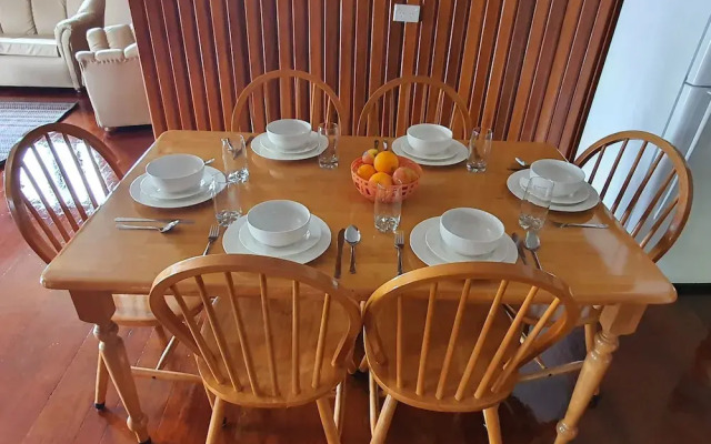 Axis Apartments
