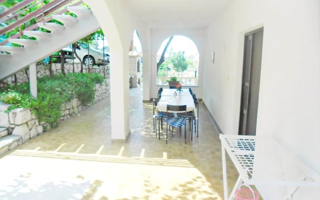 Apartments Josip / Three Bedrooms A1