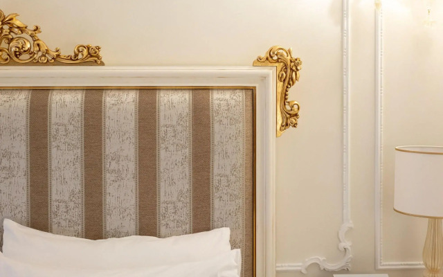 Cà Bonfadini Historic Experience Hotel Venice