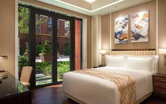 Conrad Tianjin