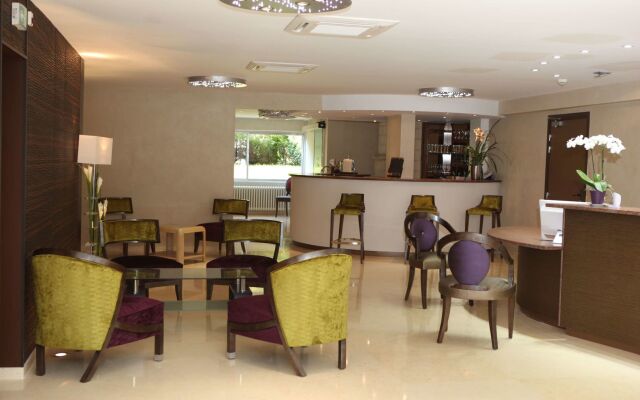 Hôtel Les Trois Roses, Grenoble Meylan