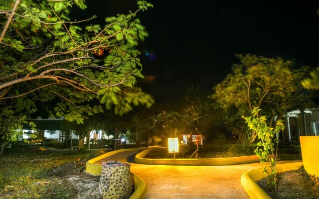 Zanzi Rest Bungalows