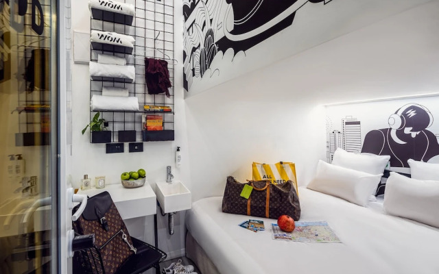 Wom Allenby Pod Hotel