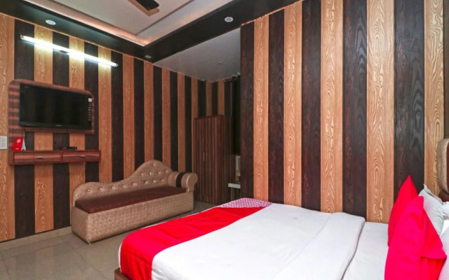 Elibrista By OYO Rooms