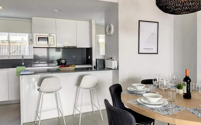 Via Celere 2328 Luxury Sea View Apartment